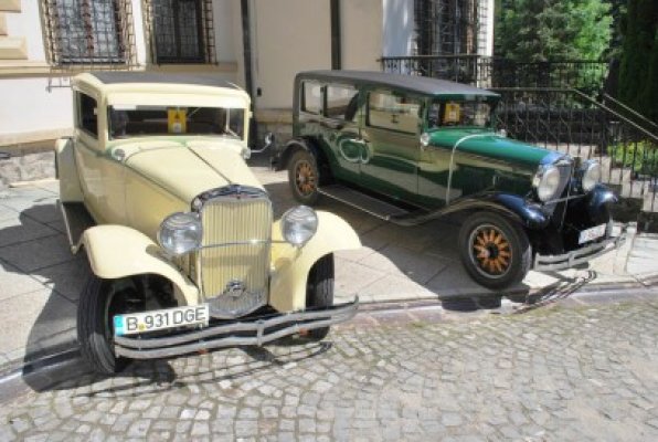 Primăvară retro: paradă de maşini de epocă, sâmbătă, în Portul Tomis
